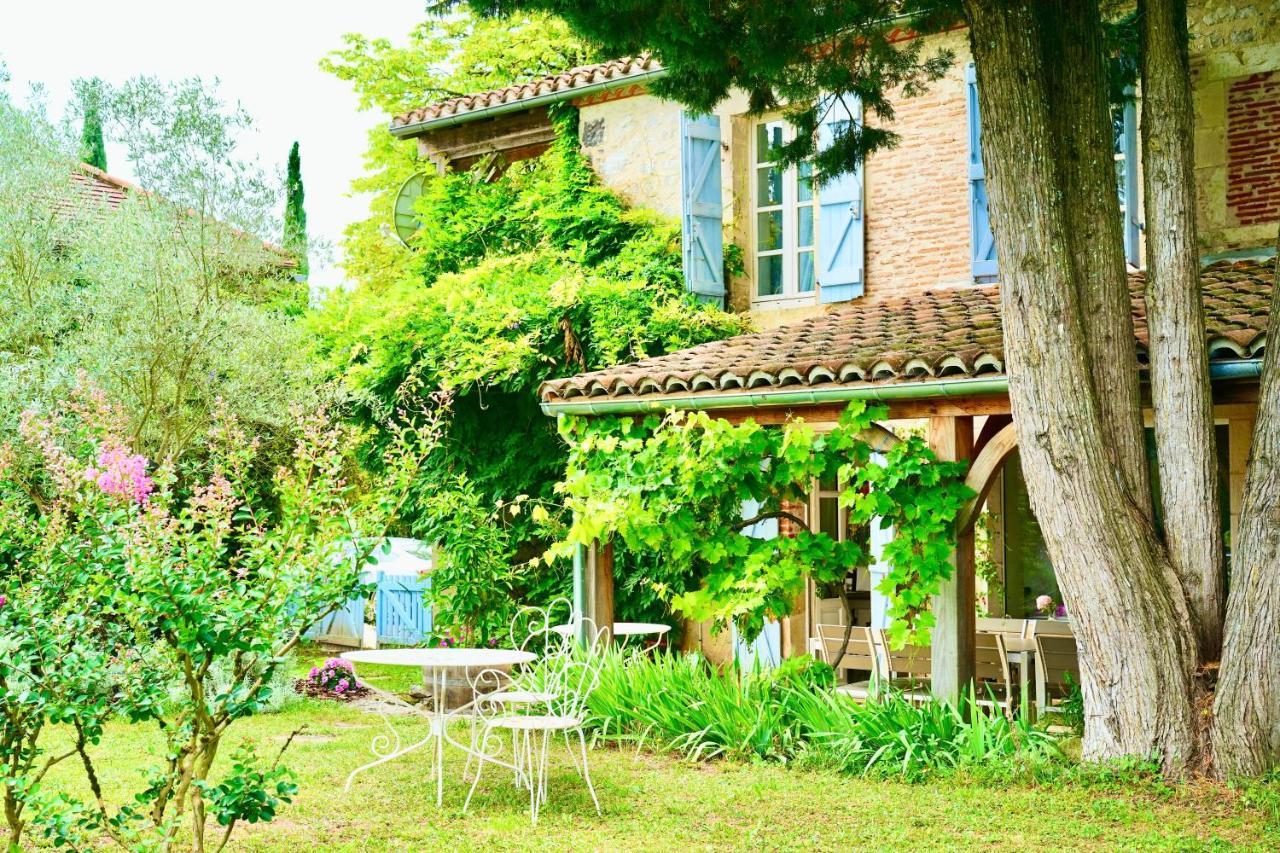 Le Relais Des Anges Panzió Mercuès Kültér fotó