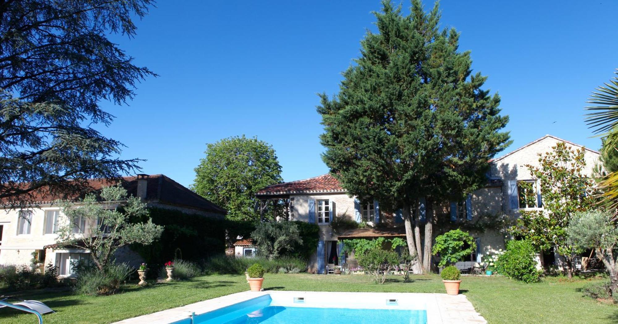 Le Relais Des Anges Panzió Mercuès Kültér fotó