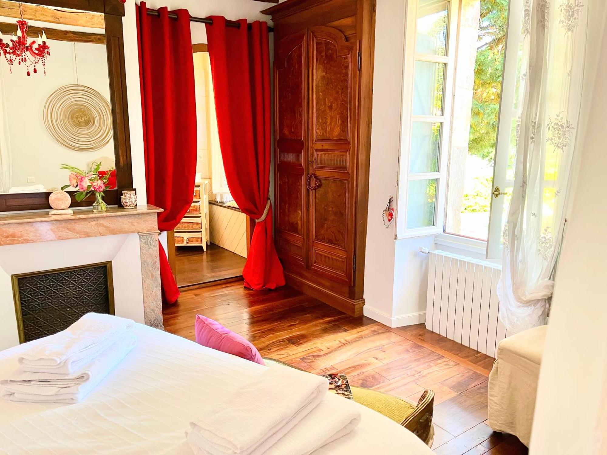 Le Relais Des Anges Panzió Mercuès Kültér fotó